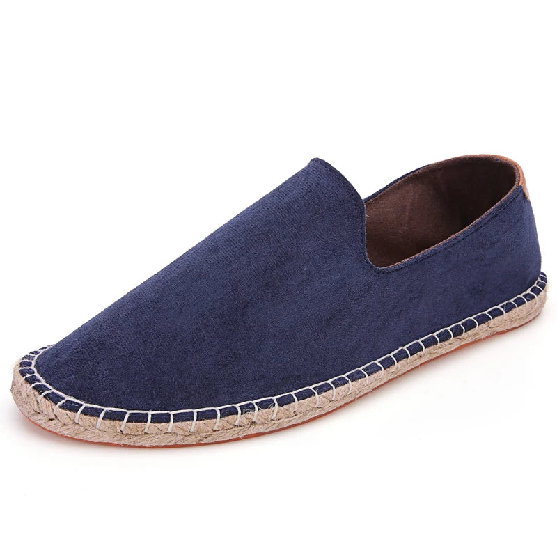 Leveza, conforto e qualidade incomparáveis. A Alpargata Loafer é feita com materiais duráveis, é versátil e elegante, perfeita para qualquer ocasião.