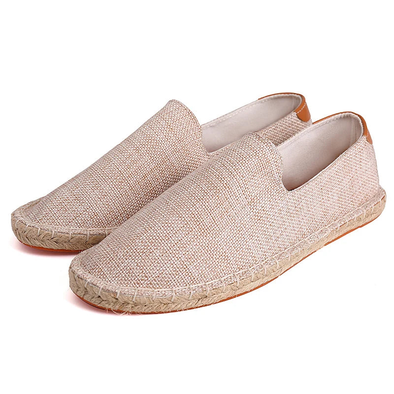 Leveza, conforto e qualidade incomparáveis. A Alpargata Loafer é feita com materiais duráveis, é versátil e elegante, perfeita para qualquer ocasião.