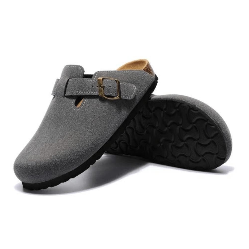 Clog Boston é o modelo campeão de vendas na Europa, oferece versatilidade, conforto extremo e um design lindo, ideal para qualquer ocasião e estilo.