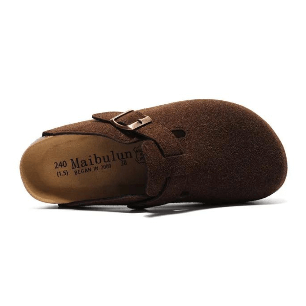 Clog Boston é o modelo campeão de vendas na Europa, oferece versatilidade, conforto extremo e um design lindo, ideal para qualquer ocasião e estilo.