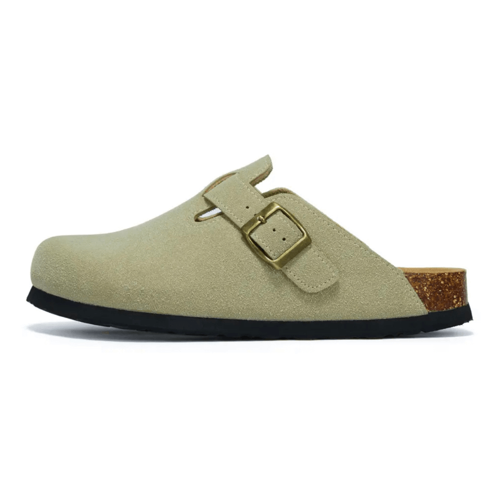 Clog Boston é o modelo campeão de vendas na Europa, oferece versatilidade, conforto extremo e um design lindo, ideal para qualquer ocasião e estilo.