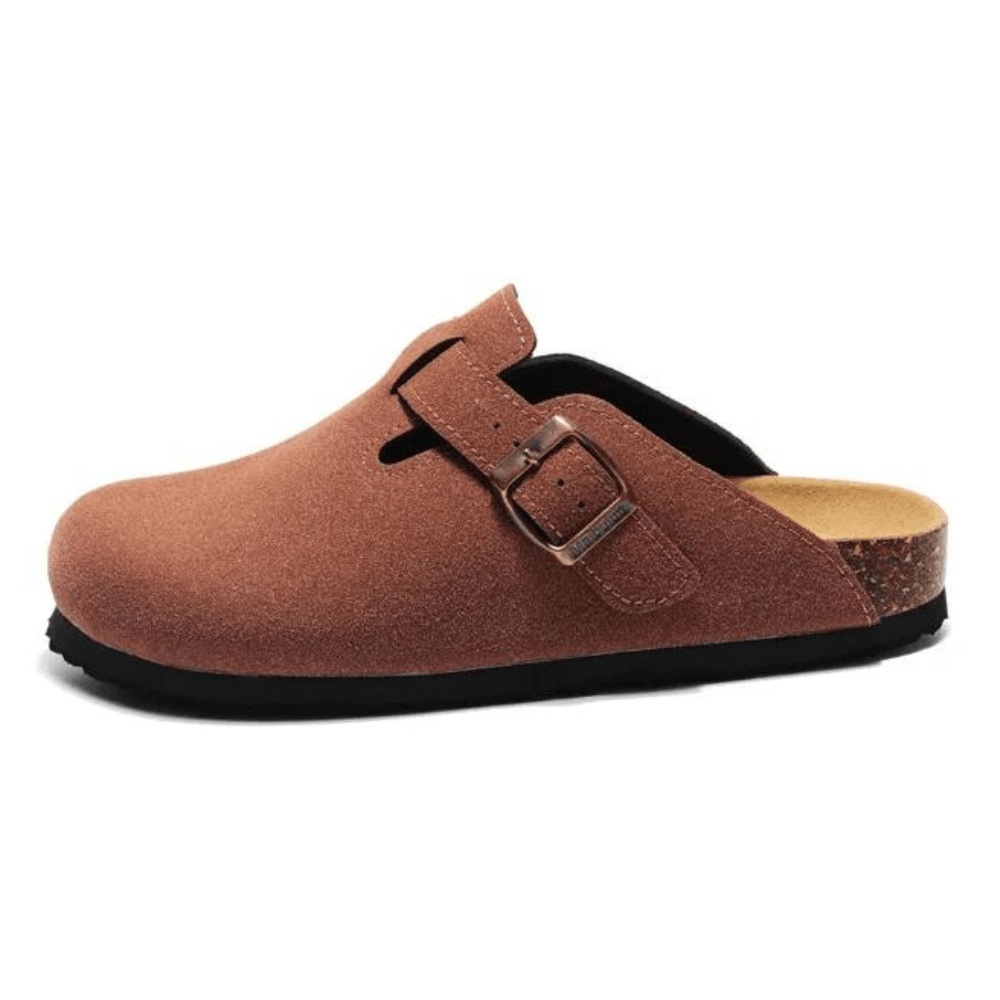 Clog Boston é o modelo campeão de vendas na Europa, oferece versatilidade, conforto extremo e um design lindo, ideal para qualquer ocasião e estilo.