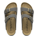 Sandália Birken Camurça, conforto excepcional com design europeu, unindo elegância atemporal e leveza. Perfeita para um estilo sofisticado e moderno.